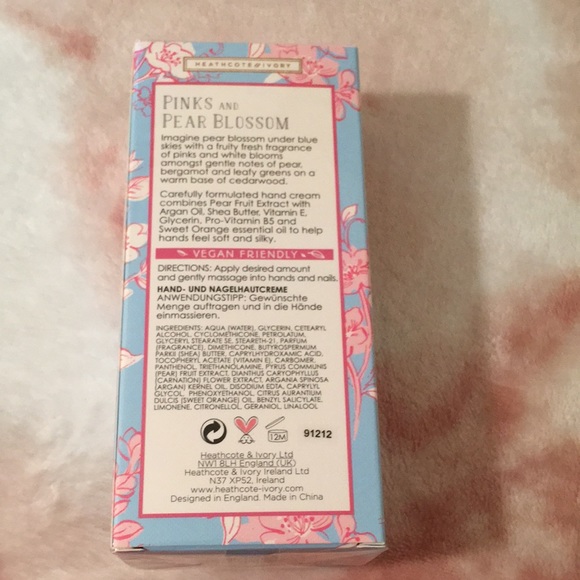 Pinks & Pear Blossom Hand & Nail Cream 3.38oz NWT - Picture 8 of 11